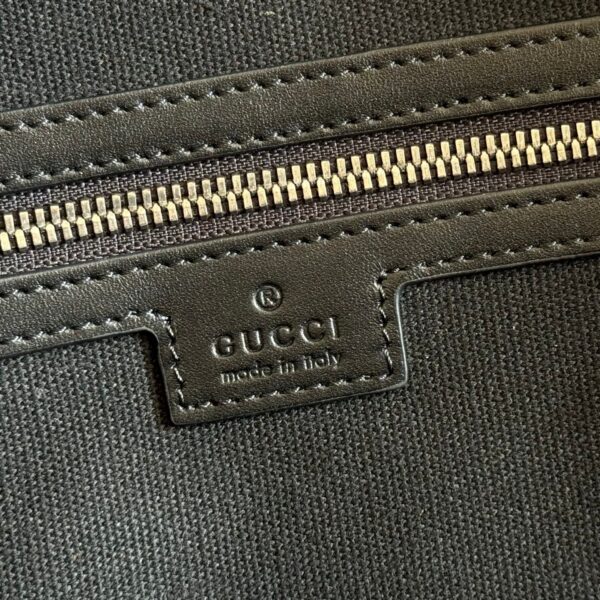 img_89648692_20251228_i1766915580726_4057_0_7_jpg GUCCI 26S EMBLEM DUFFLE BAG 45 IN BLACK EMBOSSED CALFSKIN