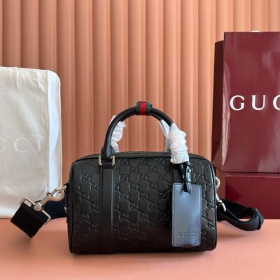 img_89648692_20260103_i1767433366944_6133_0_0_jpg GUCCI 26S EMBLEM DUFFLE BAG 25 IN BLACK EMBOSSED CALFSKIN