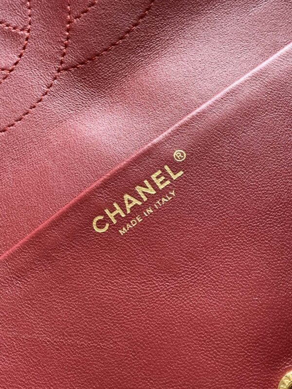 CHANEL 26S SOUPLISSIMO MAXI FLAP 39 IN BROWN GRAINED CALFSKIN GOLD HARDWARE