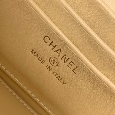 img_9322ccb2_20260508_i1778244332291_5279_0_8_jpg CHANEL 26S VANITY CASE 17 IN BEIGE WOVEN RAFFIA GOLD HARDWARE