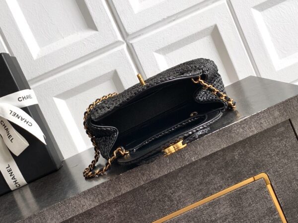 img_9322ccb2_20260523_i1779518813662_977_0_7_jpg CHANEL 26S TOP HANDLE BAG 19 IN BLACK RAFFIA AND CALFSKIN GOLD HARDWARE