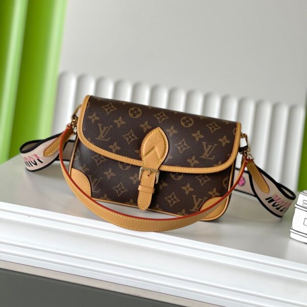 DIANE 25 IN BROWN MONOGRAM CANVAS TANNED COWHIDE