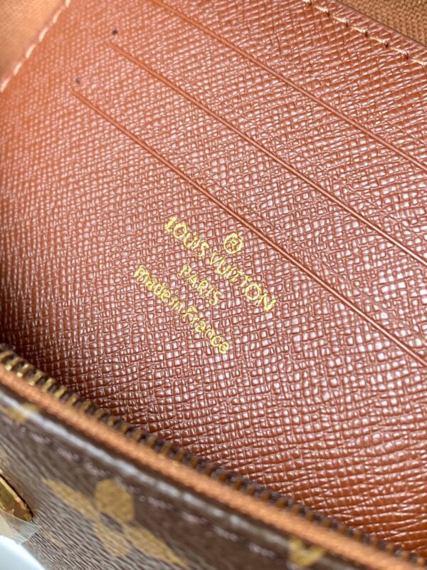 img_94012bf7_20250520_i1747748226015_6330_0_8_jpg WALLET ON CHAIN IVY 23.5 IN BROWN MONOGRAM CANVAS GOLD LOCK