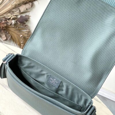 img_9acee4e0_20240531_i1717147602_9677_7_jpg DISTRICT PM 26 IN CELESTE GREEN CALFSKIN