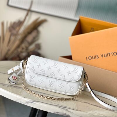 img_9acee4e0_20240815_i1723707332_6233_0_jpg WALLET ON CHAIN IVY 23 IN WHITE MONOGRAM PERFORATED CALFSKIN GOLD HARDWARE