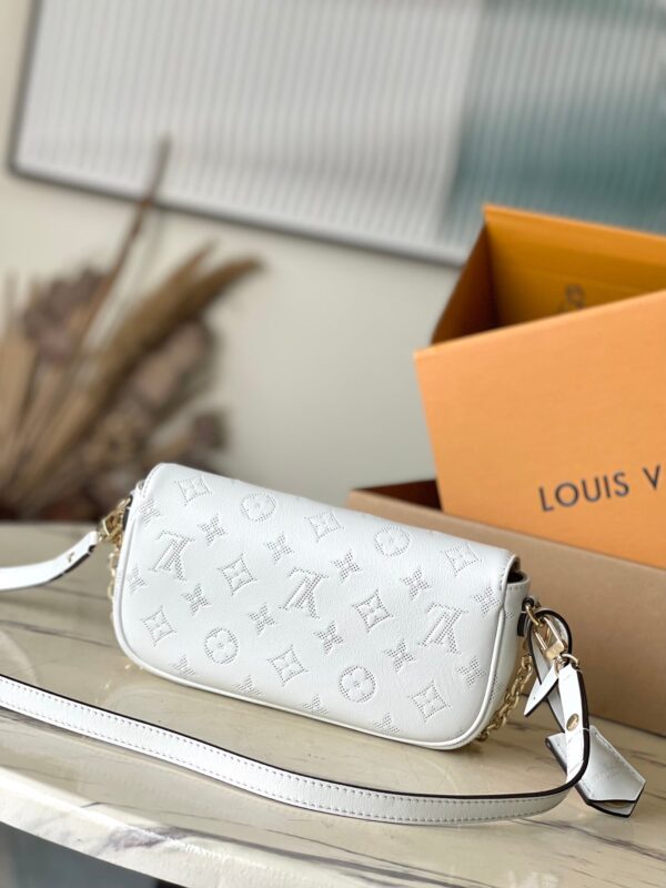 img_9acee4e0_20240815_i1723707332_8014_2_jpg WALLET ON CHAIN IVY 23 IN WHITE MONOGRAM PERFORATED CALFSKIN GOLD HARDWARE