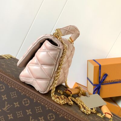 LV 25S GO-14 MM 23 IN LIGHT PINK QUILTED LAMBSKIN GOLD HARDWARE