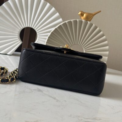 CHANEL 25S MINI FLAP BAG 18 IN BLACK LAMBSKIN WITH GOLD HARDWARE