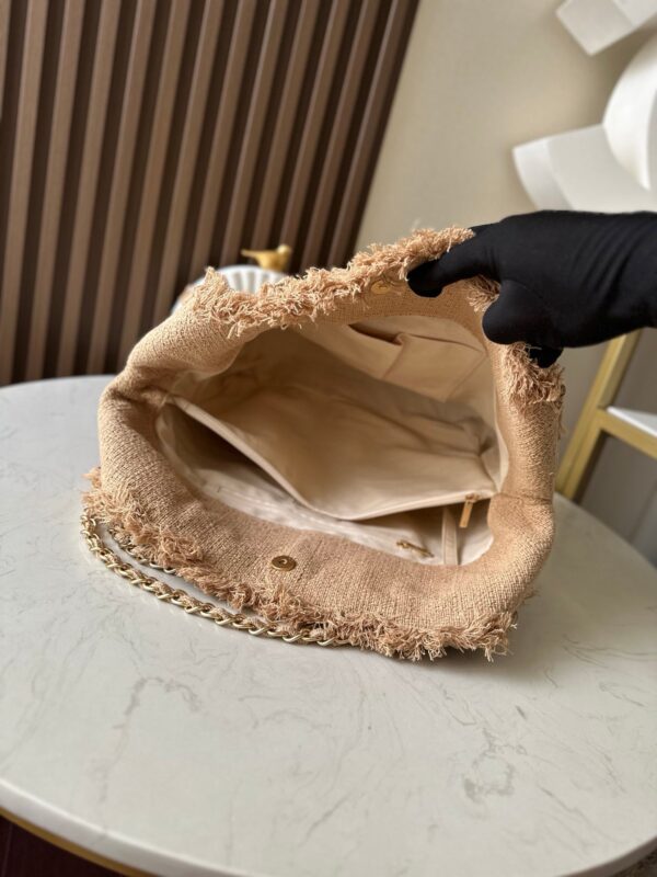 img_a5af95f4_20250729_i1753802351928_4715_0_6_jpg CHANEL 25S TOTE BAG 48 IN BEIGE FABRIC