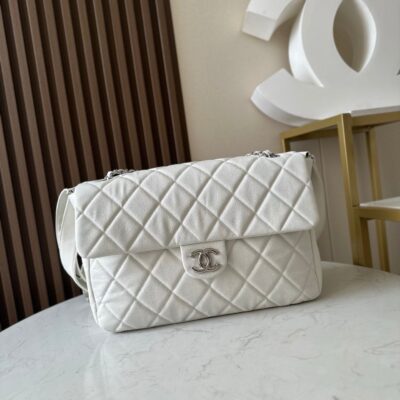 img_a5af95f4_20251211_i1765440136227_8371_0_0_jpg CHANEL 25S SHOULDER BAG 34 IN WHITE CAVIAR WITH SILVER HARDWARE