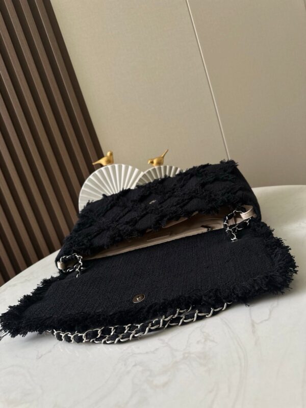 img_a5af95f4_20260415_i1776239579167_4309_0_2_jpg CHANEL 26S FLAP BAG 38 IN BLACK TWEED
