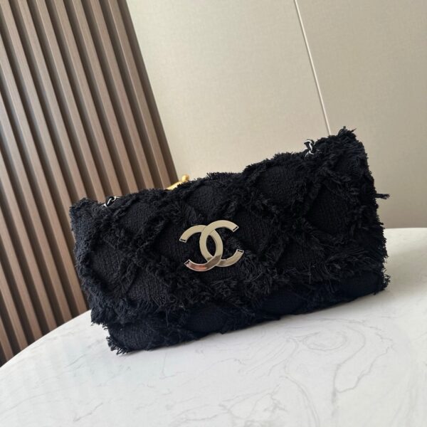 img_a5af95f4_20260415_i1776239581058_3727_0_0_jpg CHANEL 26S FLAP BAG 38 IN BLACK TWEED