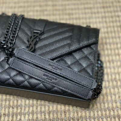 ENVELOPE CHAIN BAG 24 IN BLACK CALFSKIN