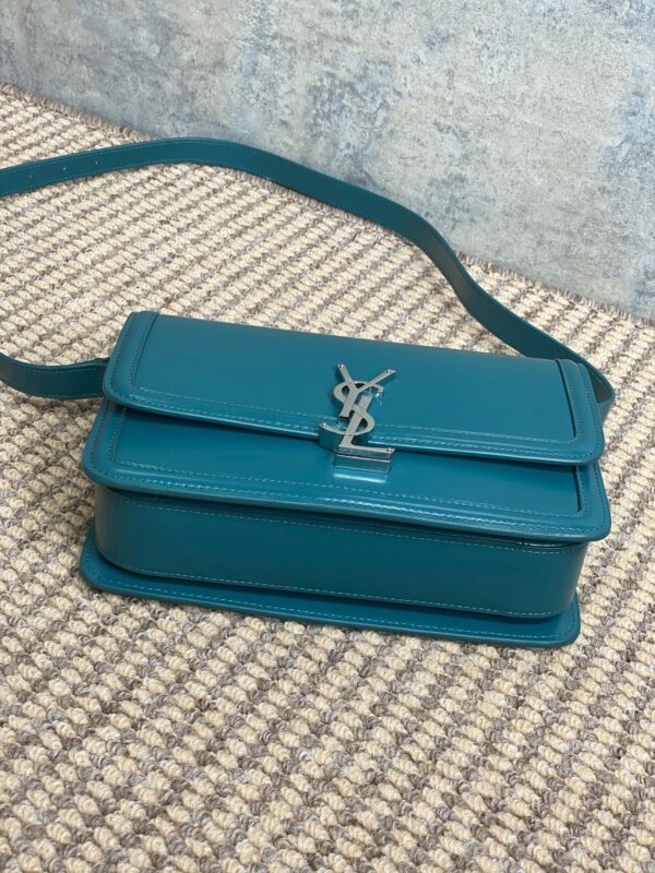 img_aed707d3_20240506_a1714966988433_6467_jpg SOLFERINO SMALL SATCHEL 23 IN CERULEAN BLUE CALFSKIN GOLD HARDWARE