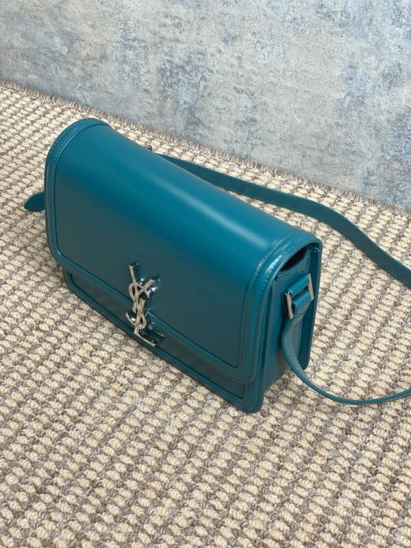 img_aed707d3_20240506_a1714966988654_3351_jpg SOLFERINO SMALL SATCHEL 23 IN CERULEAN BLUE CALFSKIN GOLD HARDWARE