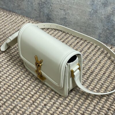 img_aed707d3_20240531_a1717134079733_7301_jpg SOLFERINO SMALL SATCHEL 19 IN WHITE CALFSKIN GOLD HARDWARE