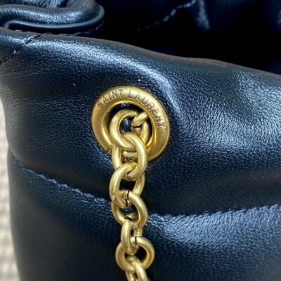 DRAWSTRING CHAIN STRAP SHOULDER BAG 39 IN BLACK QUILTED CALFSKIN