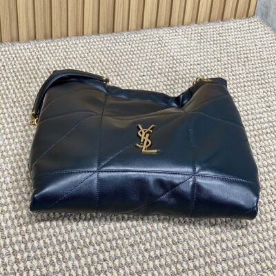 DRAWSTRING CHAIN STRAP SHOULDER BAG 39 IN BLACK QUILTED CALFSKIN