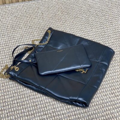 DRAWSTRING CHAIN STRAP SHOULDER BAG 39 IN BLACK QUILTED CALFSKIN