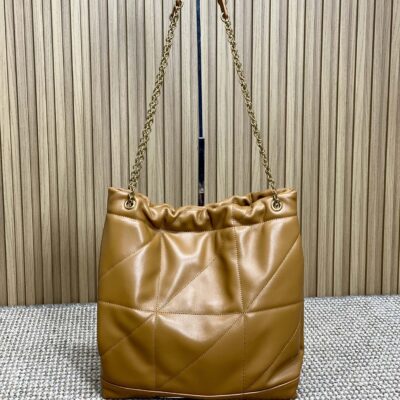 DRAWSTRING CHAIN STRAP SHOULDER BAG 39 IN TORTILLA BROWN QUILTED CALFSKIN