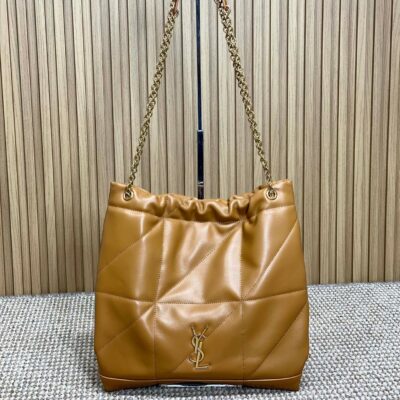 DRAWSTRING CHAIN STRAP SHOULDER BAG 39 IN TORTILLA BROWN QUILTED CALFSKIN