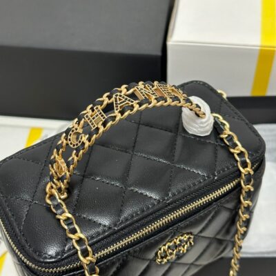 img_b885826e_20240120_i1705724913_5094_2_jpg CC 18 CLUTCH BAG IN BLACK CALFSKIN GOLD HARDWARE