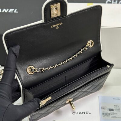QUILTED FLAP BAG WITH WHITE TRIM 19 IN BLACK LAMBSKIN