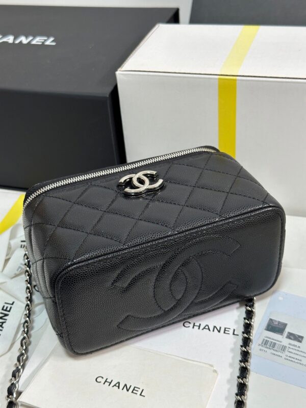 MINI VANITY TOP HANDLE CASE 17 IN BLACK CAVIAR SKIN SILVER-TONE PLATED METAL