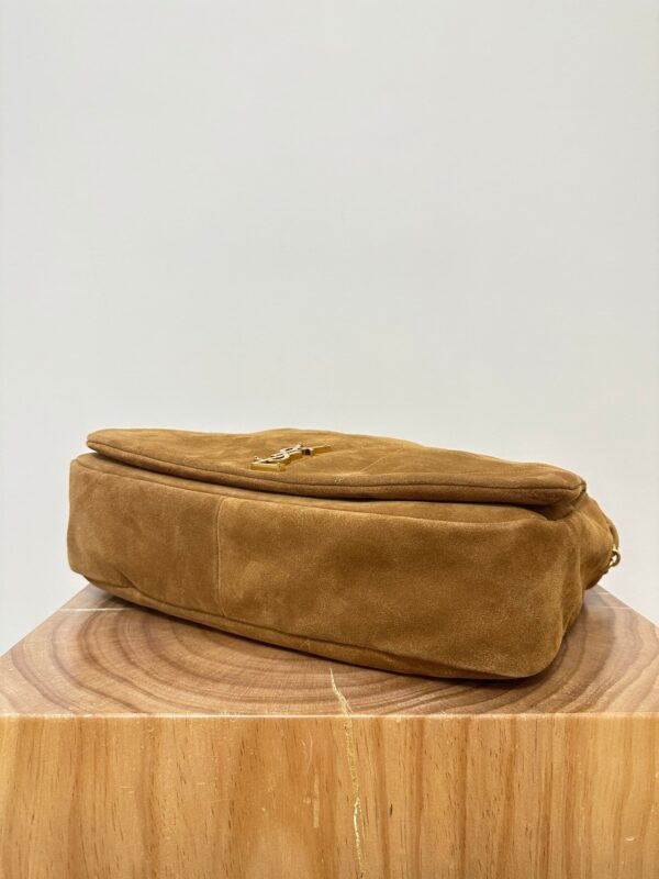 img_bce60362_20231114_i1699940698_4870_8_jpg JAMIE 43 LARGE SUEDE CARAMEL BROWN