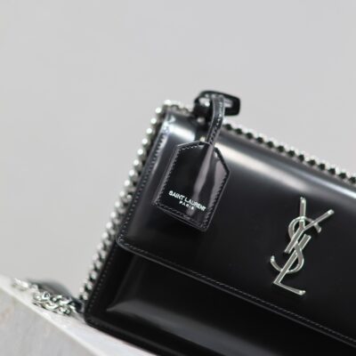 img_c8ebba50_20240326_i1711444518_5121_7_jpg YSL 25S SUNSET MEDIUM 22 IN BLACK SHINY CALFSKIN SILVER HARDWRE