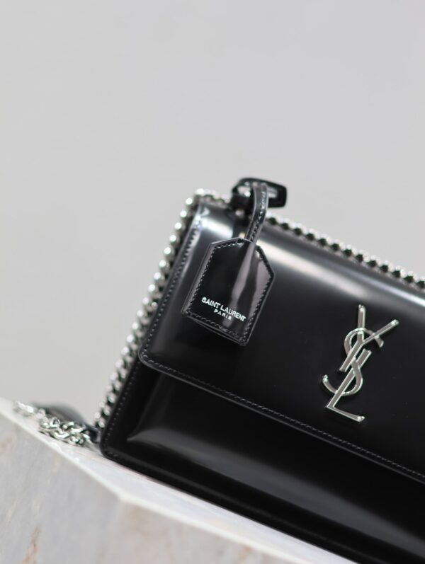 img_c8ebba50_20240326_i1711444518_5121_7_jpg YSL 25S SUNSET MEDIUM 22 IN BLACK SHINY CALFSKIN SILVER HARDWRE