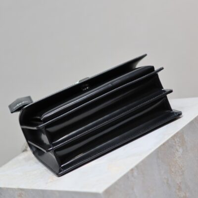 img_c8ebba50_20240326_i1711444518_9424_2_jpg YSL 25S SUNSET MEDIUM 22 IN BLACK SHINY CALFSKIN SILVER HARDWRE