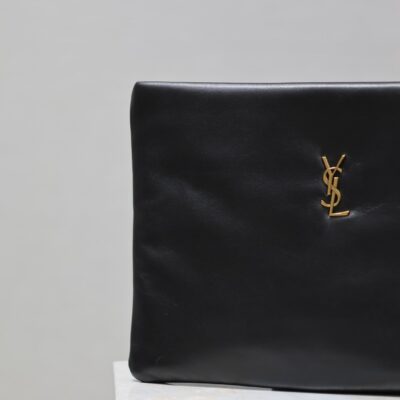 img_c8ebba50_20240327_i1711532874_2358_4_jpg CALYPSO LARGE POUCH 30 IN BLACK SMOOTH LAMBSKIN