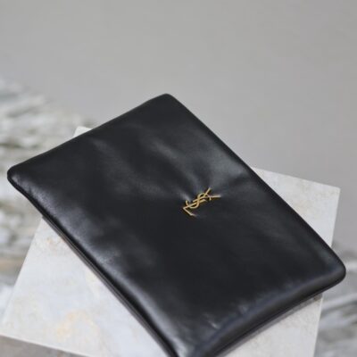 img_c8ebba50_20240327_i1711532874_3051_7_jpg CALYPSO LARGE POUCH 30 IN BLACK SMOOTH LAMBSKIN