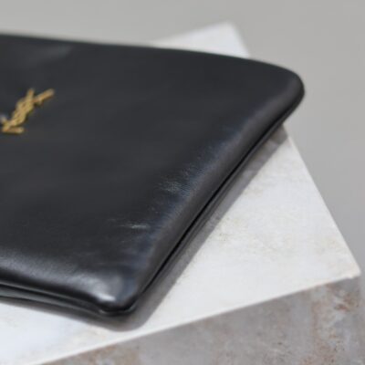 img_c8ebba50_20240327_i1711532874_6090_3_jpg CALYPSO LARGE POUCH 30 IN BLACK SMOOTH LAMBSKIN