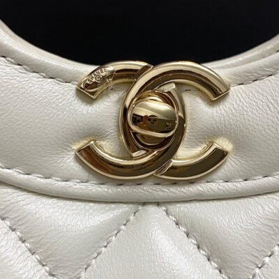CC MINI 23 SHOPPING BAG IN WHITE CALFSKIN