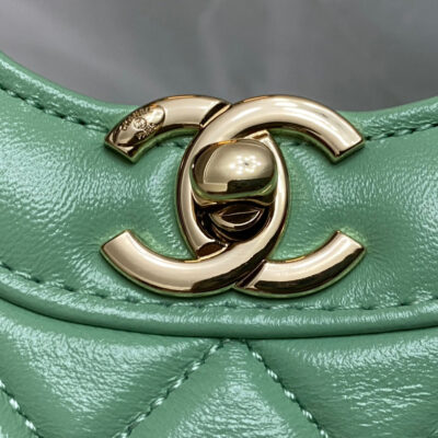 img_cf773044_20240515_i1715751806_1005_7_jpg CC MINI 23 SHOPPING BAG IN GREEN MINT CALFSKIN
