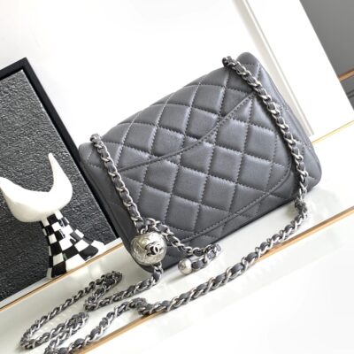 CC SMALL 17 FLAP BAG IN DARK GREY CALFSKIN