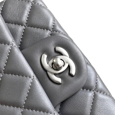 CC SMALL 17 FLAP BAG IN DARK GREY CALFSKIN