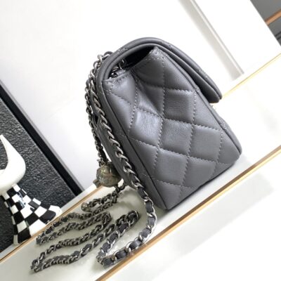 CC SMALL 17 FLAP BAG IN DARK GREY CALFSKIN