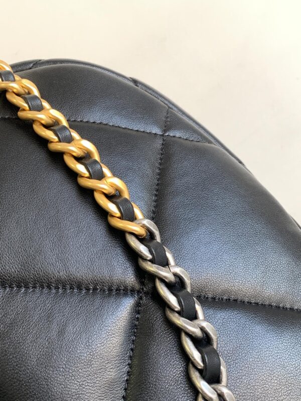 img_d0c94e6f_20231119_i1700389604_5999_5_jpg CC LARGE 30 HOBO BAG IN BLACK CALFSKIN MIX METAL HARDWARE