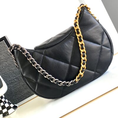 img_d0c94e6f_20231119_i1700389604_7072_2_jpg CC LARGE 30 HOBO BAG IN BLACK CALFSKIN MIX METAL HARDWARE