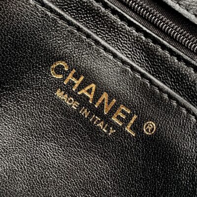 CC MINI 20 FLAP BAG IN BLACK CALFSKIN