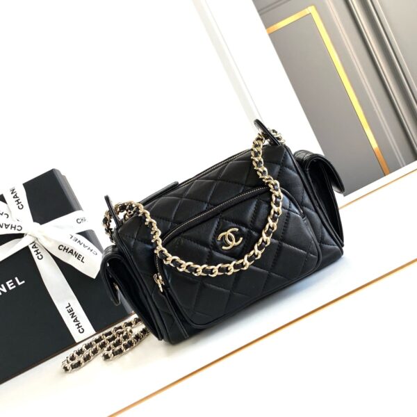 CHANEL 25S CAMERA BAG 23 IN BLACK LAMBSKIN WITH GOLD HARDWARE