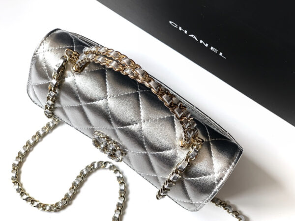 CHANEL 25S KELLY BAG 18 IN SILVER METALLIC LAMBSKIN WITH GOLD HARDWARE STYLE 1