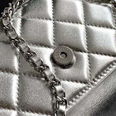 CHANEL 25S KELLY BAG 18 IN SILVER METALLIC LAMBSKIN WITH SILVER HARDWARE STYLE 3