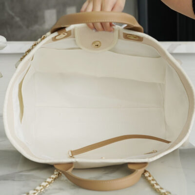 TOTE BAG 39 ATTACHED PEARL LOGO IN BEIGE CANVAS GOLD HARDWARE