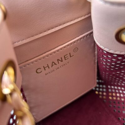 CHANEL 26S HOBO BAG 22 IN LIGHT PINK PERFORATED CALFSKIN GOLD HARDWARE