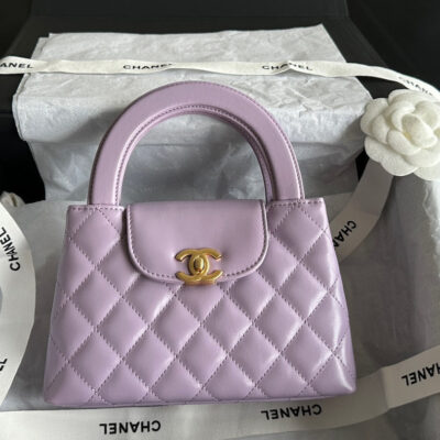 CHANEL VINTAGE KELLY 25S 19 CM IN PURPLE LAMBSKIN WITH GOLD HARDWARE