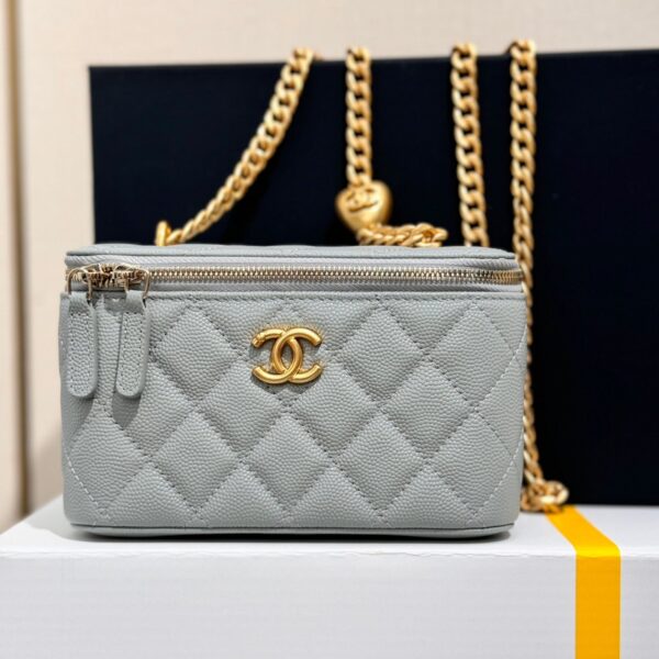 CHANEL 25S MINI VANITY BAG 16 CM IN GREY LAMBSKIN WITH GOLD HARDWARE
